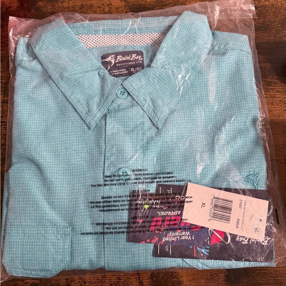 Bimini Bay | Flats V Long Sleeve | NWT/NIP​